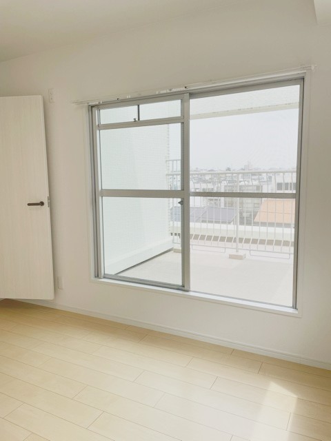 新新瑞アイリス