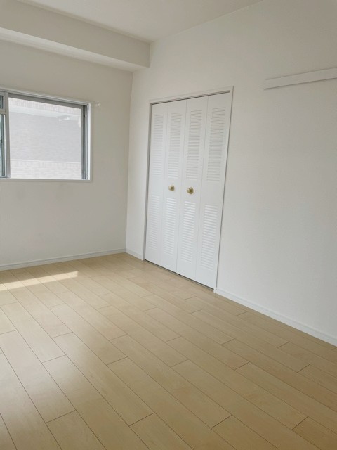 新新瑞アイリス